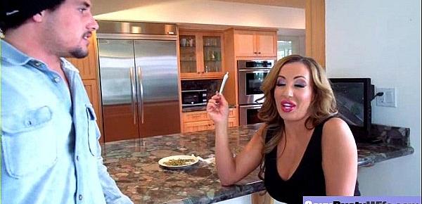  Sexy Housewife (Richelle Ryan) With Big Jugss Nailed Hardcore On Cam vid-15